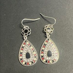 Elegant Teardrop Earrings